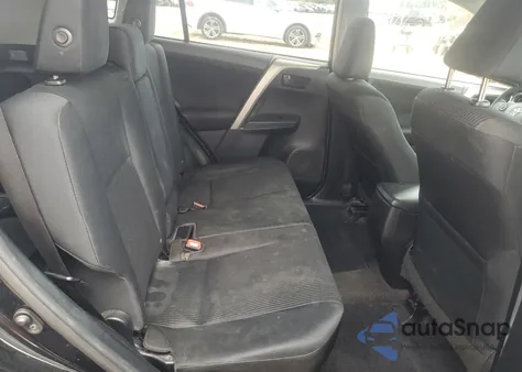 2015 Toyota Rav4 Le z USA, uszkodzony, nr VIN 2T3ZFREVXFW164052